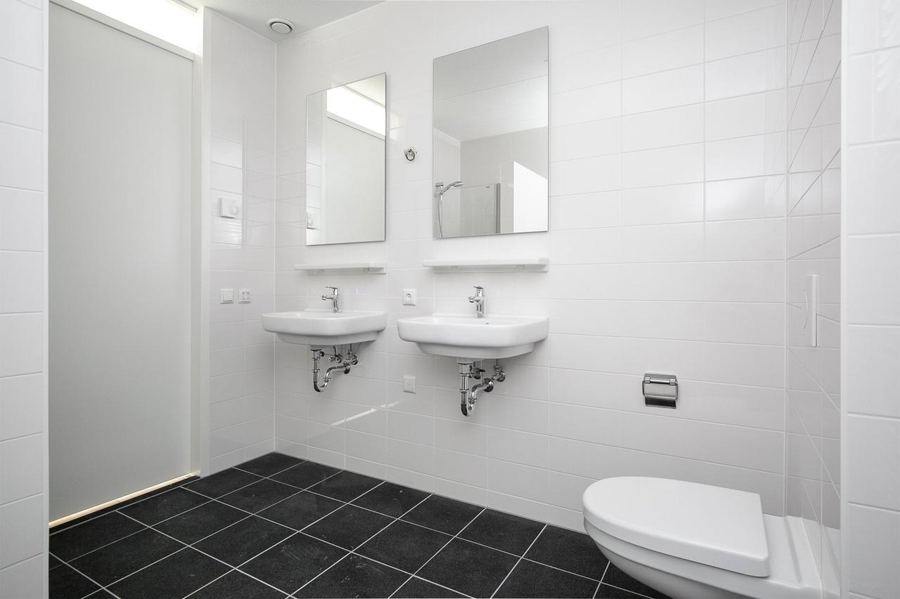 97 m² with balcony and 3 bedrooms - Image 10