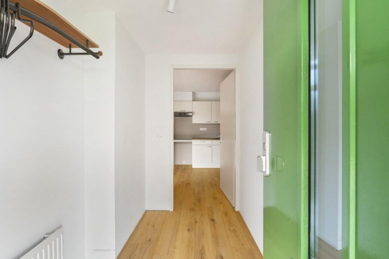 74 m² Apartment with Private Garden - Image 9