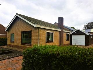 117 m² bungalow met tuin en garage - Afbeelding 2