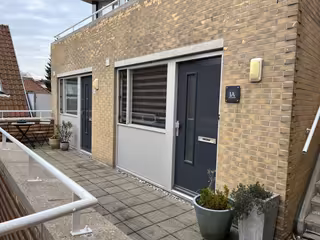 Twee balkons in hartje Krommenie