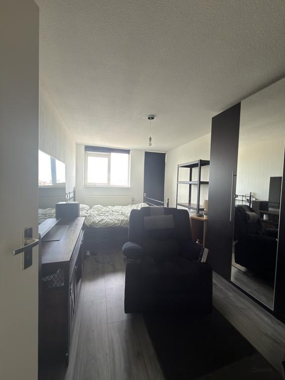 Ruim appartement in centrum Helmond - Afbeelding 4