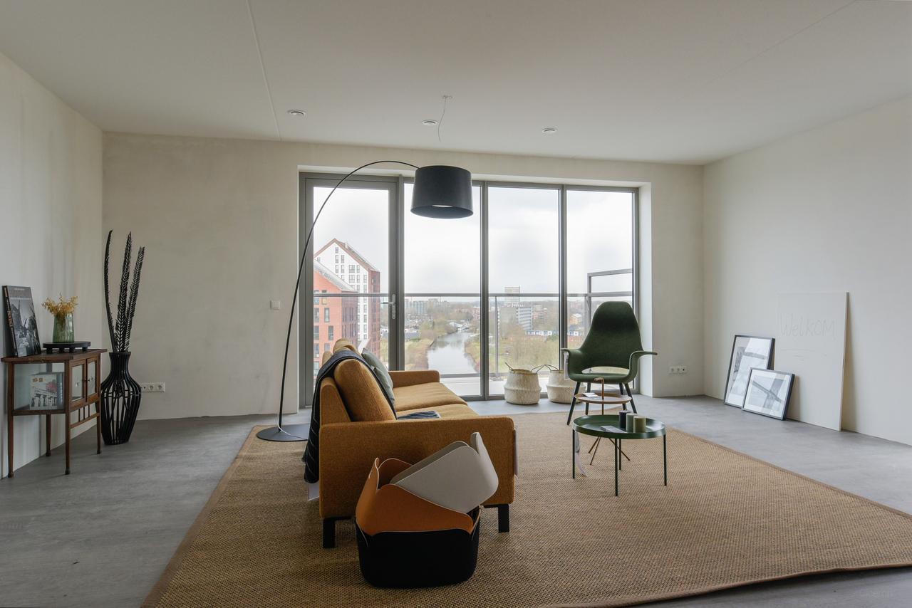 30 m² woonkamer en balkon op de 12e verdieping - Afbeelding 9