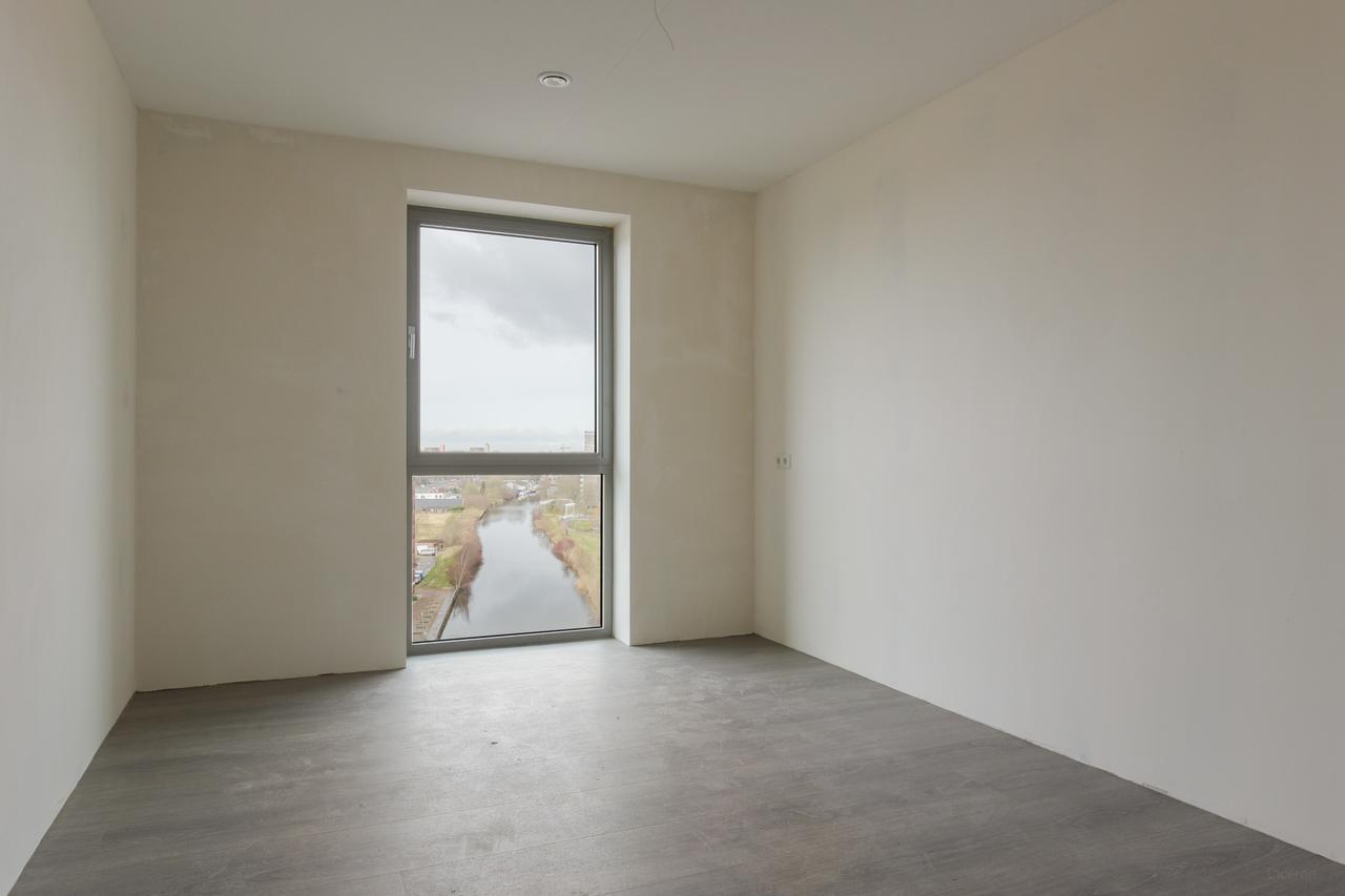 30 m² woonkamer en balkon op de 12e verdieping - Afbeelding 12