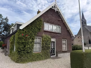 243 m² woonboerderij met 3 slaapkamers