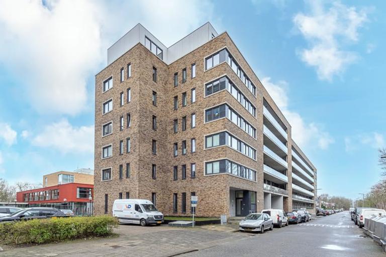 Licht 3-kamerappartement met balkon - Afbeelding 4
