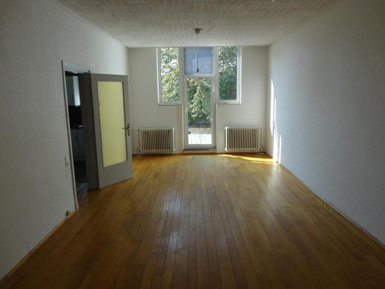115 m² bovenwoning met dakterras in Heerlen - Afbeelding 2