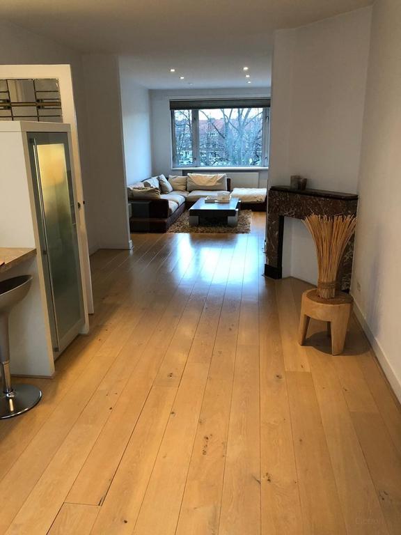 150 m² en 4 slaapkamers aan groen plein - Afbeelding 13