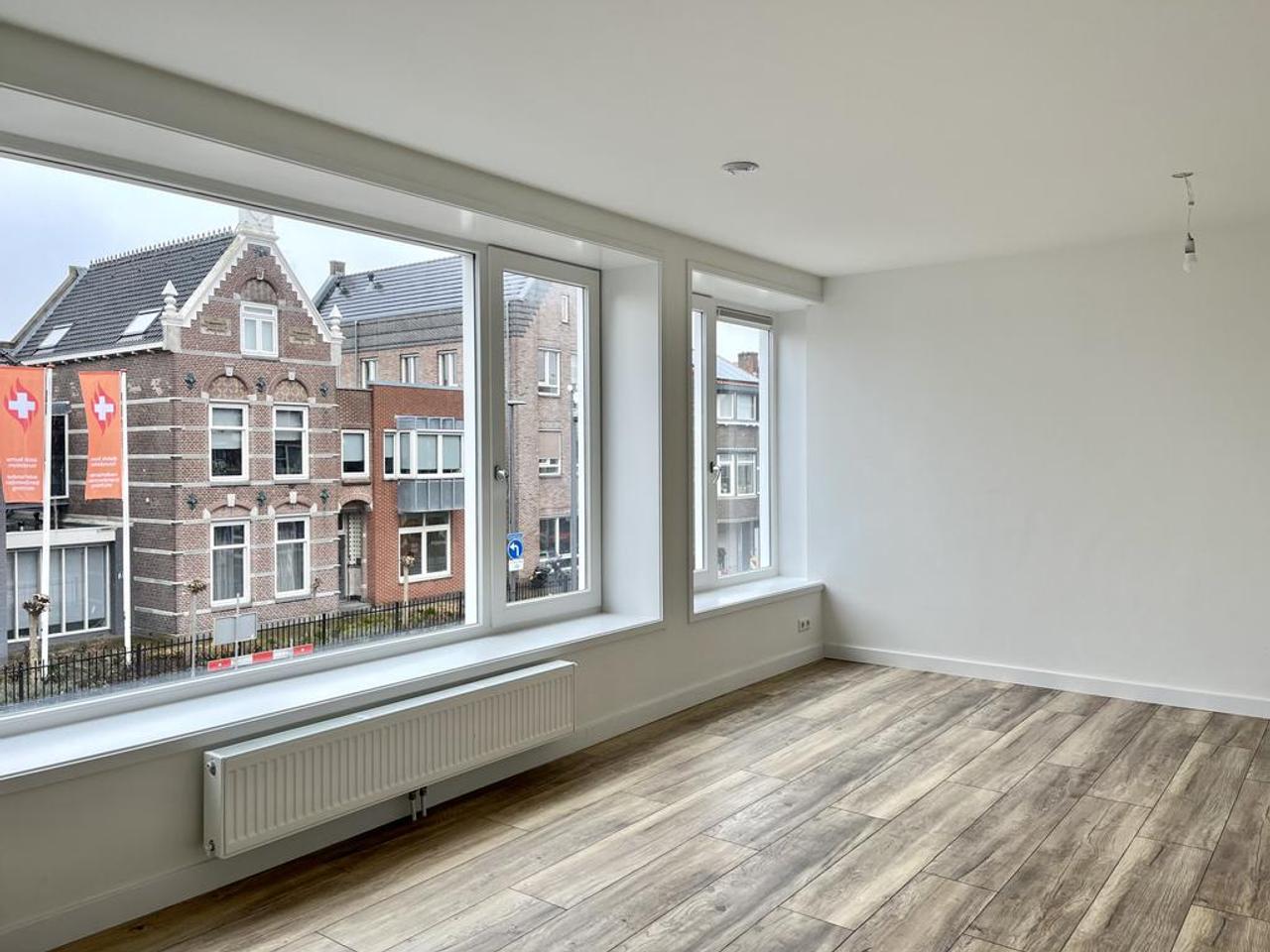Gerenoveerd 3-kamer appartement in centrum Beverwijk - Afbeelding 2