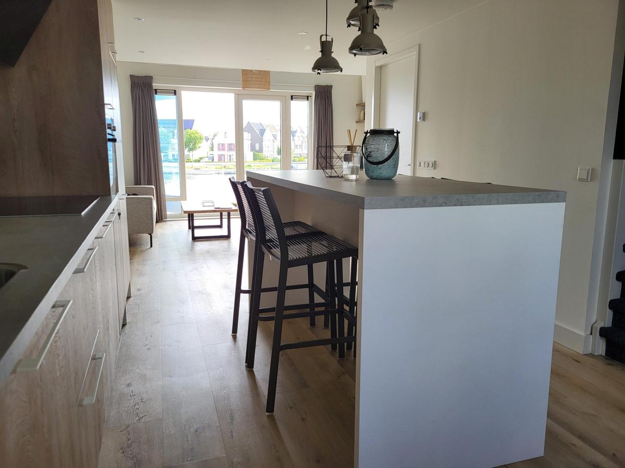 Aan het water wonen met royaal balkon - Afbeelding 7