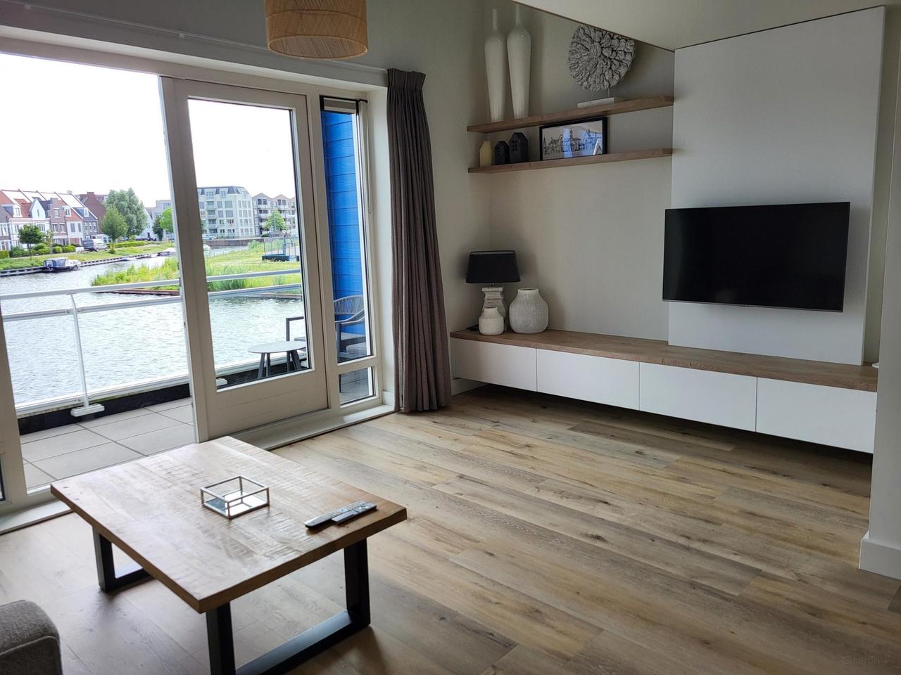 Aan het water wonen met royaal balkon - Afbeelding 9