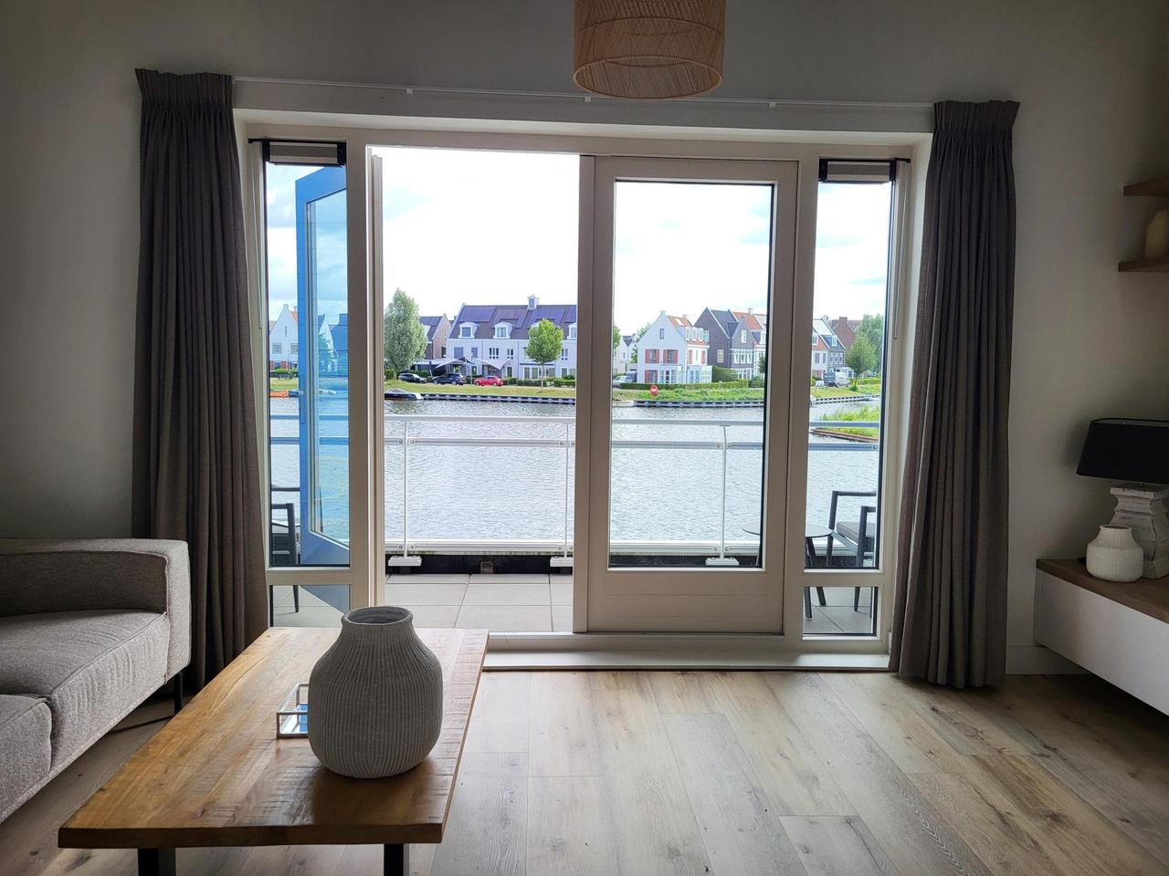 Aan het water wonen met royaal balkon - Afbeelding 12