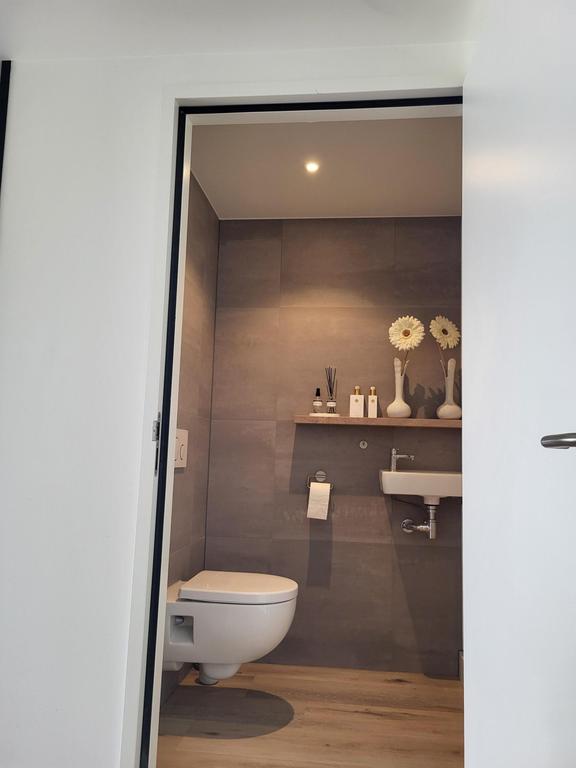 Aan het water wonen met royaal balkon - Afbeelding 18