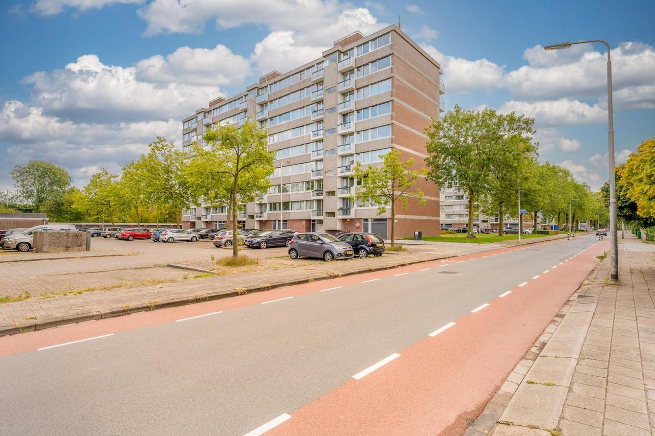 Licht appartement van 100 m² met balkon in Amersfoort - Afbeelding 1