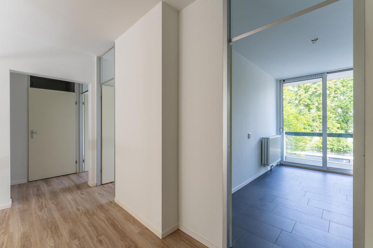 Licht appartement van 100 m² met balkon in Amersfoort - Afbeelding 9
