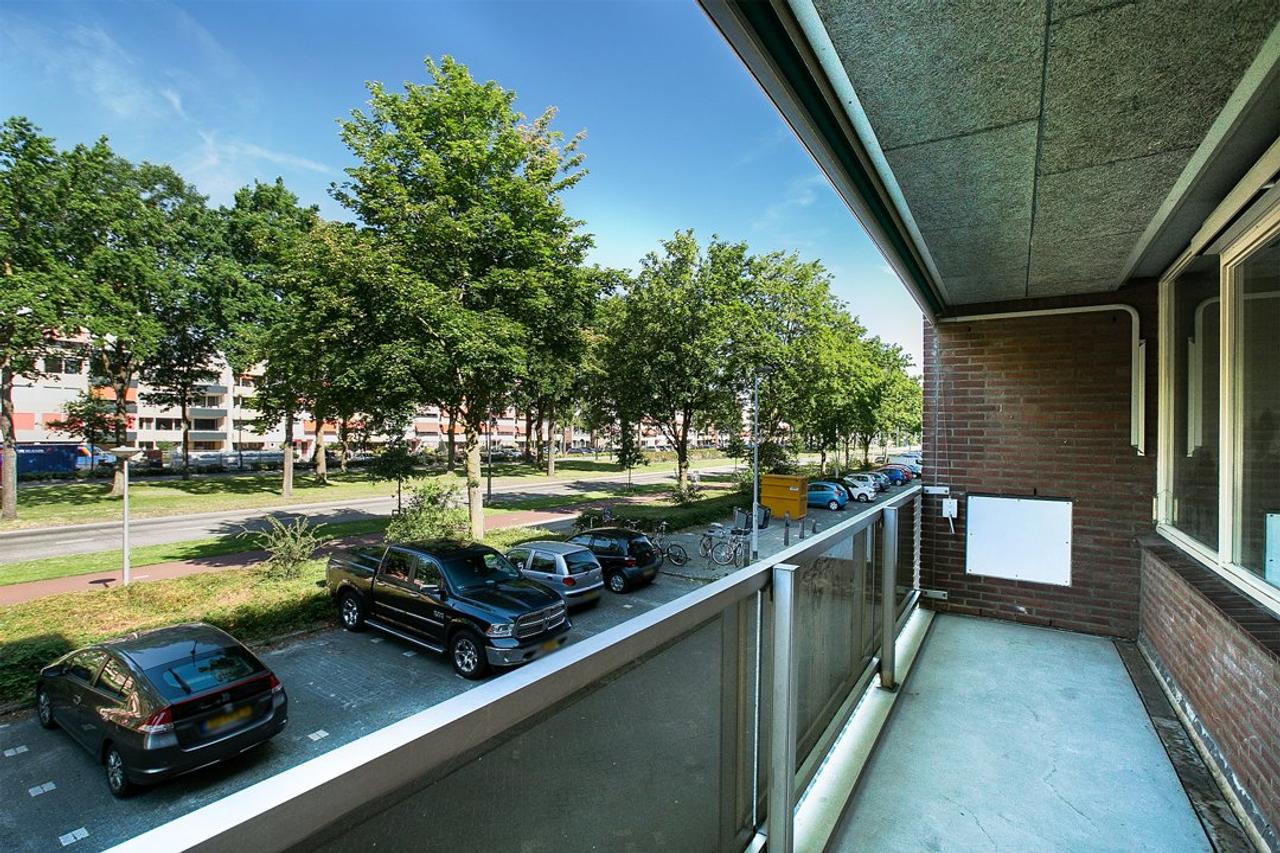Full-width balcony and energy label A - Image 4