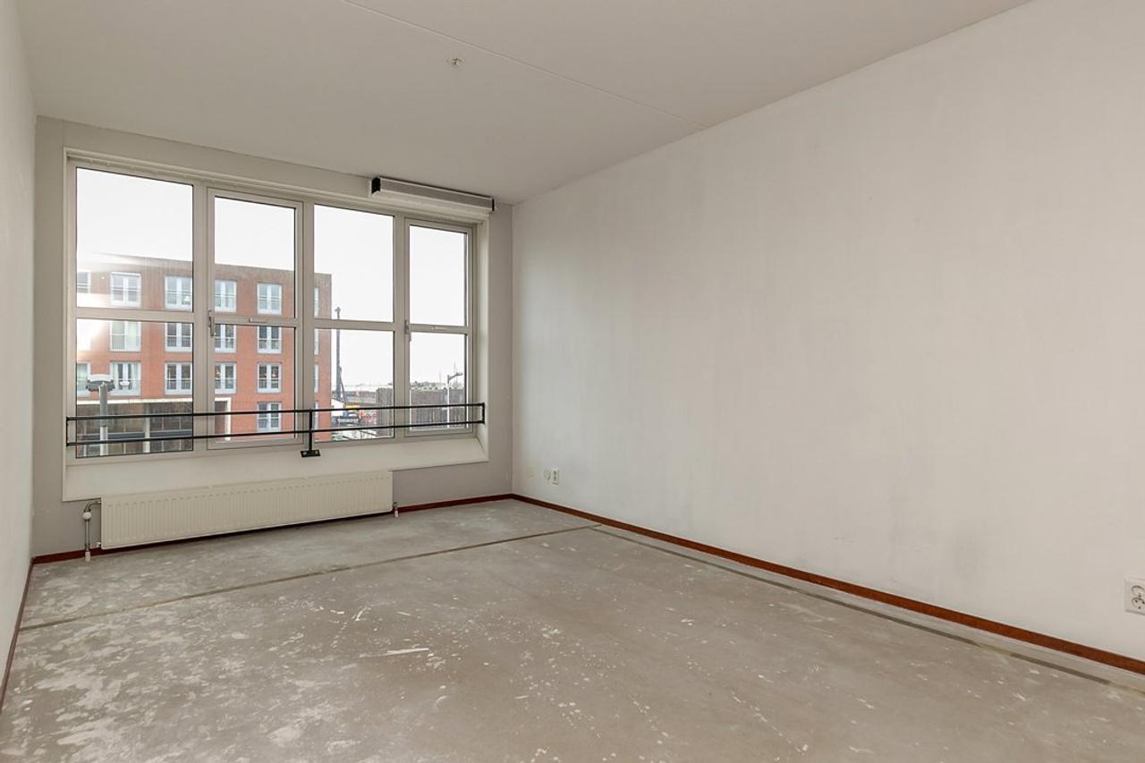 138 m² Waterfront Apartment on IJburg - Image 10