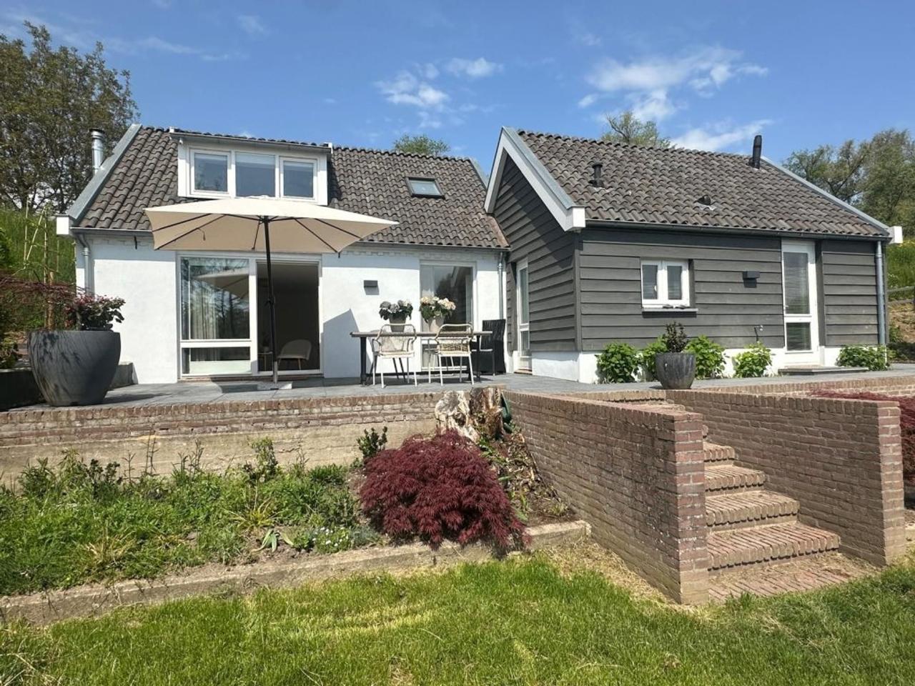 Vrijstaand wonen aan het water in Afferden - Afbeelding 1