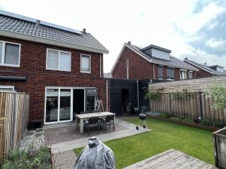 107 m² hoekwoning met tuin en zonnepanelen - Afbeelding 24