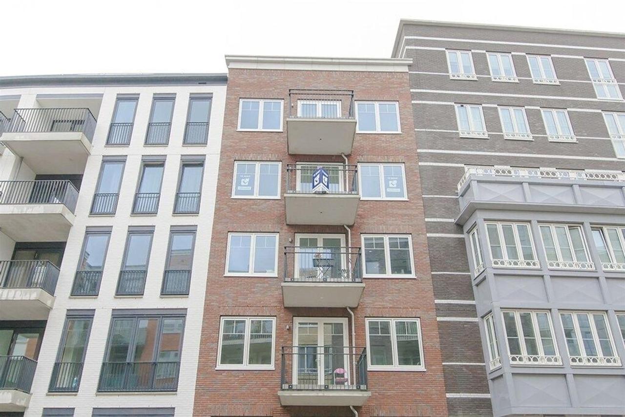 Licht 75m² appartement in Holland Park Diemen - Afbeelding 25