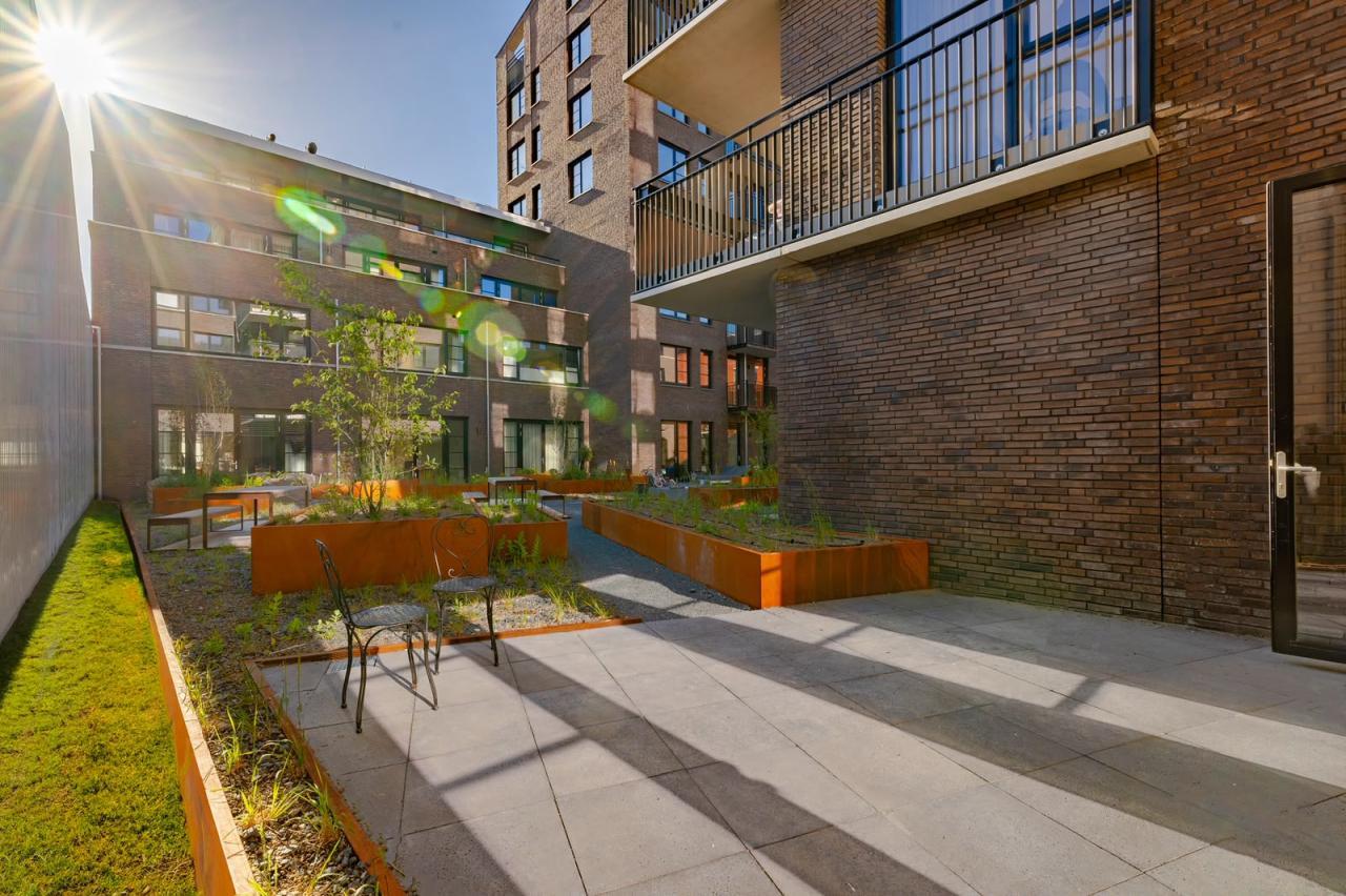 Studio met terras vlak bij station Haarlem - Afbeelding 4