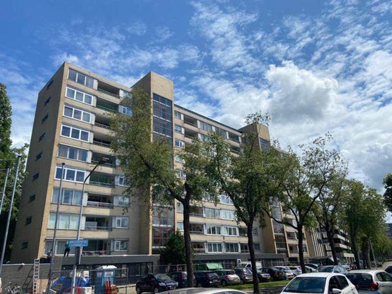 68 m² apartment with balcony and parking - Image 15