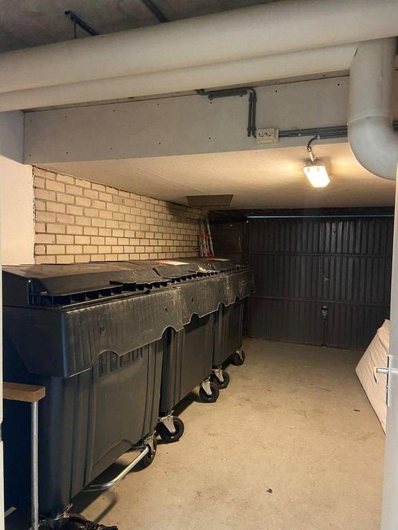 68 m² apartment with balcony and parking - Image 19