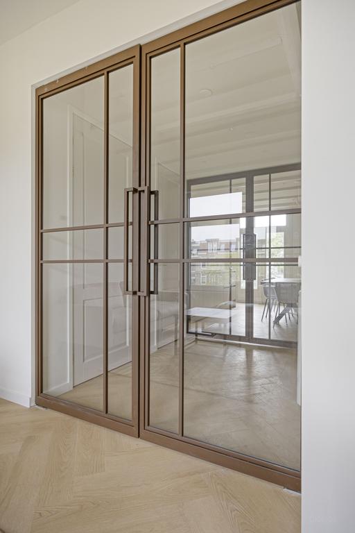 Furnished apartment on Jacob van Lennepkade - Image 7