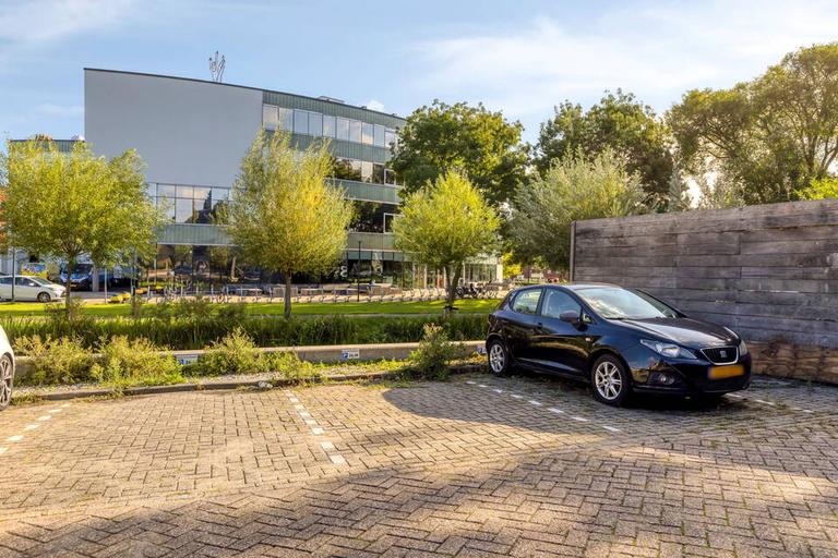 Dakterras en parkeerplaats aan de Leidsewallen - Afbeelding 23