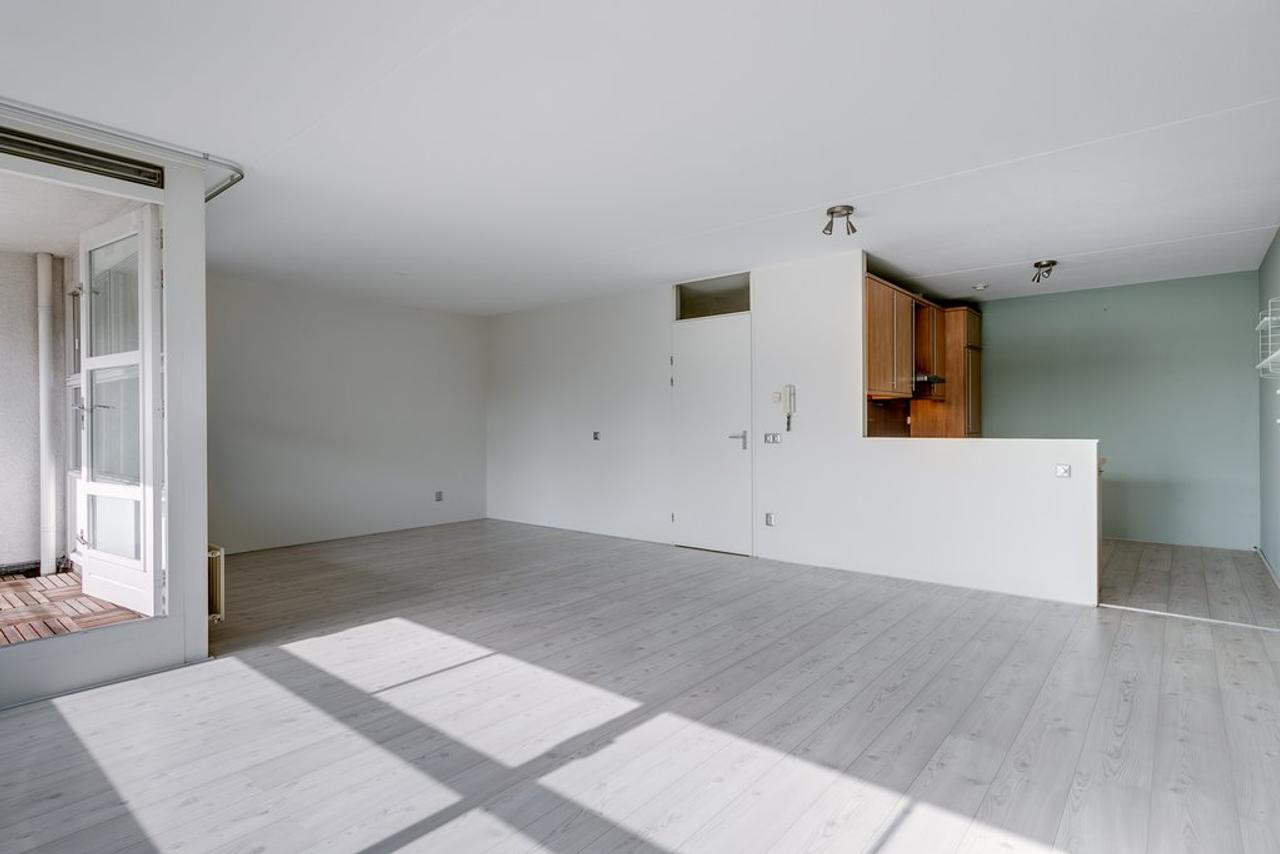 Licht 81m² appartement met balkon op het zuiden - Afbeelding 9