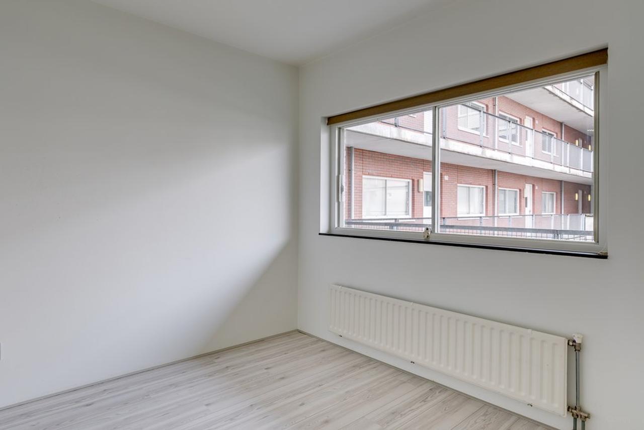 Licht 81m² appartement met balkon op het zuiden - Afbeelding 15