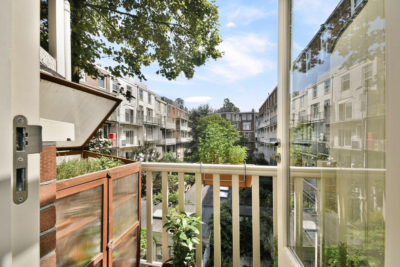 Unfurnished apartment in Helmersbuurt - Image 5
