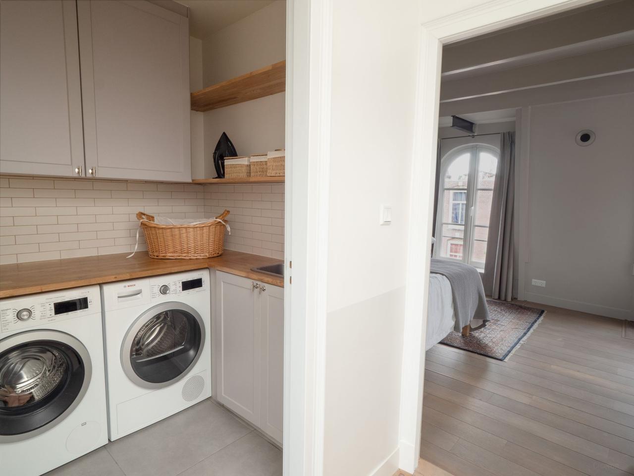Unfurnished apartment in Helmersbuurt - Image 17