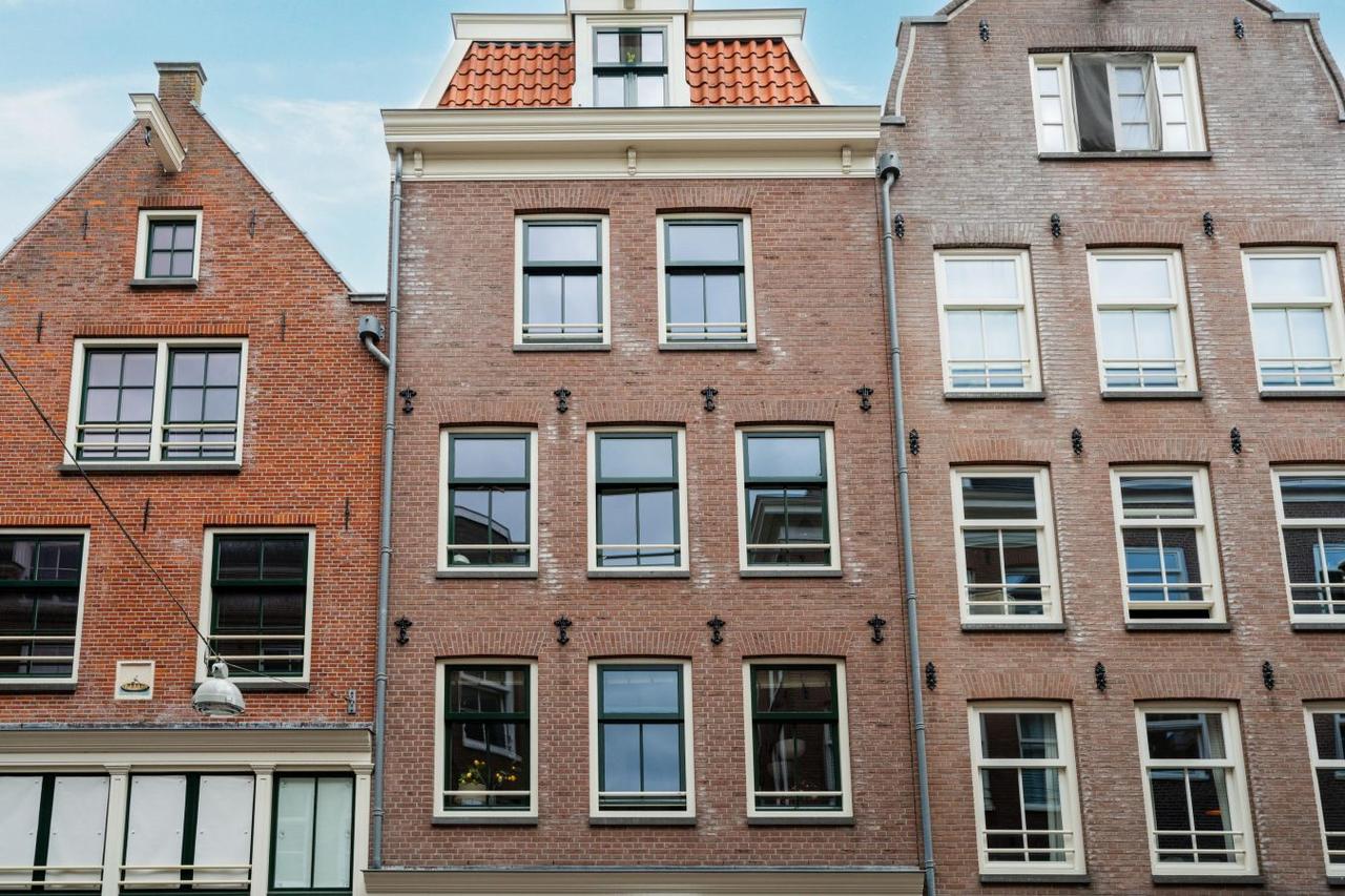 Rooftop Terrace and 2 Bedrooms in Jordaan - Image 3
