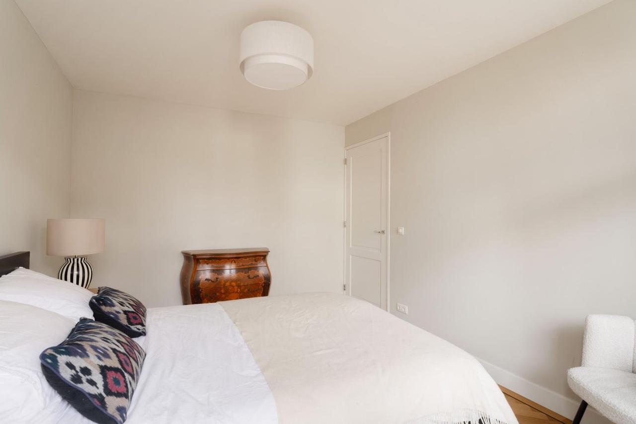 Rooftop Terrace and 2 Bedrooms in Jordaan - Image 19
