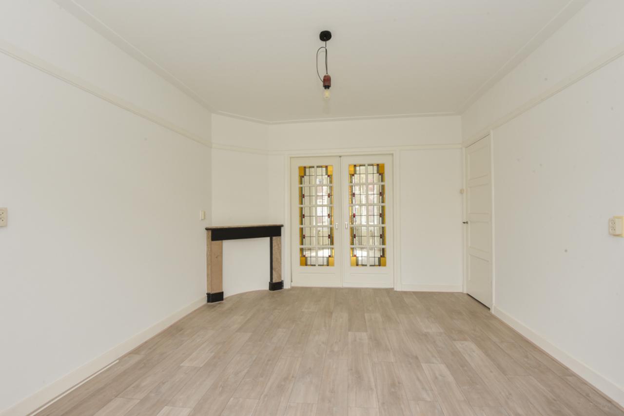 Bright 72 m² apartment in Rivierenbuurt - Image 5