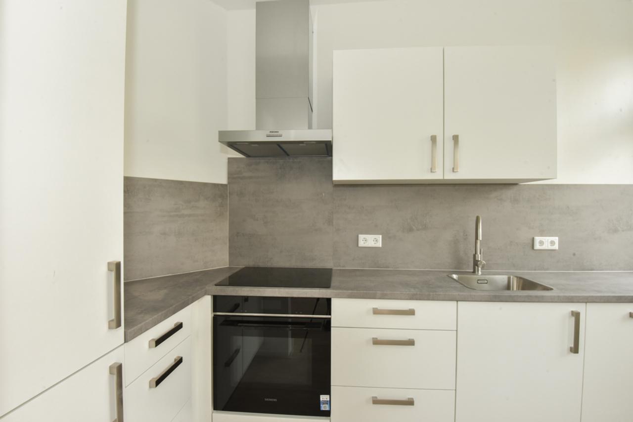 Bright 72 m² apartment in Rivierenbuurt - Image 6