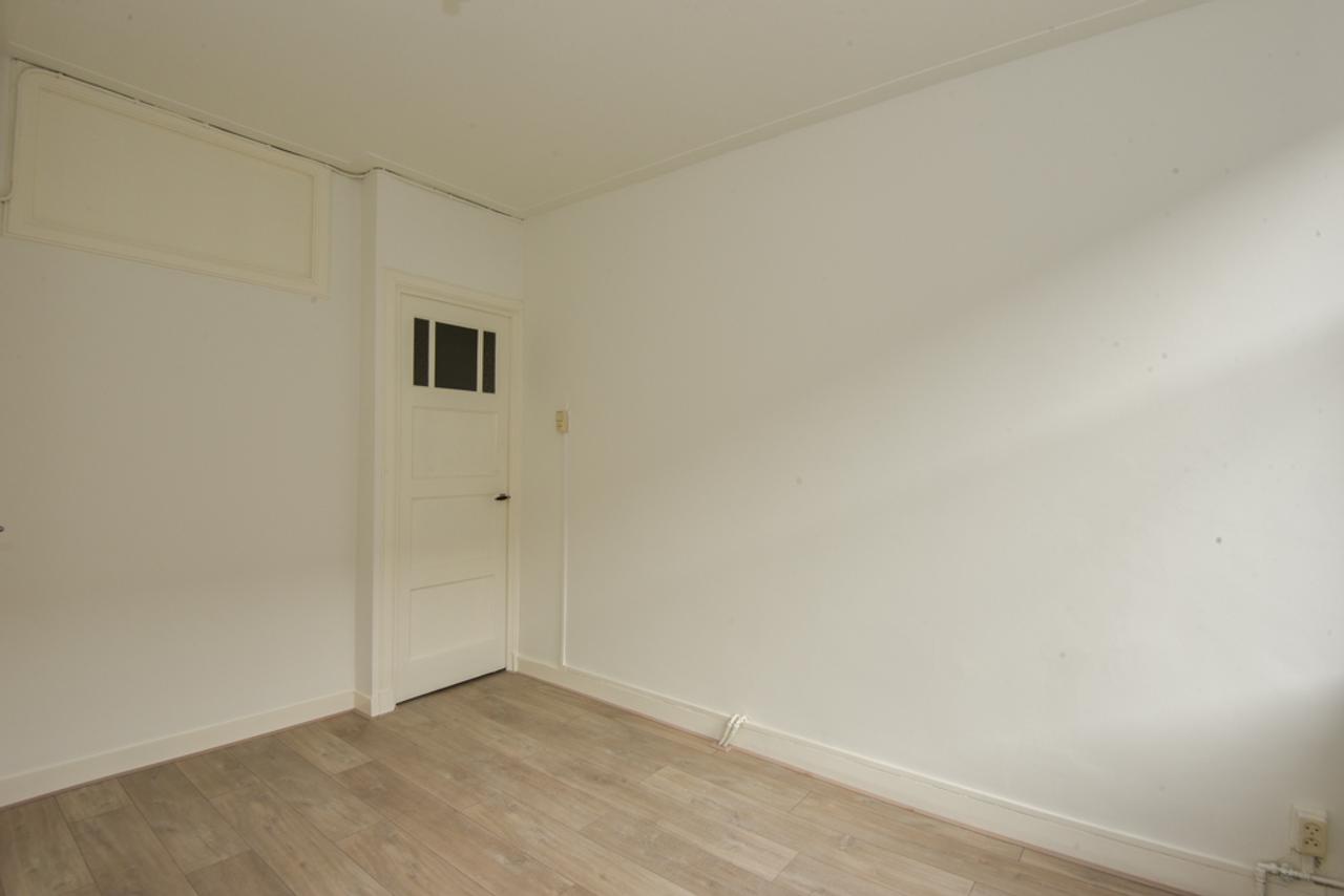 Bright 72 m² apartment in Rivierenbuurt - Image 11
