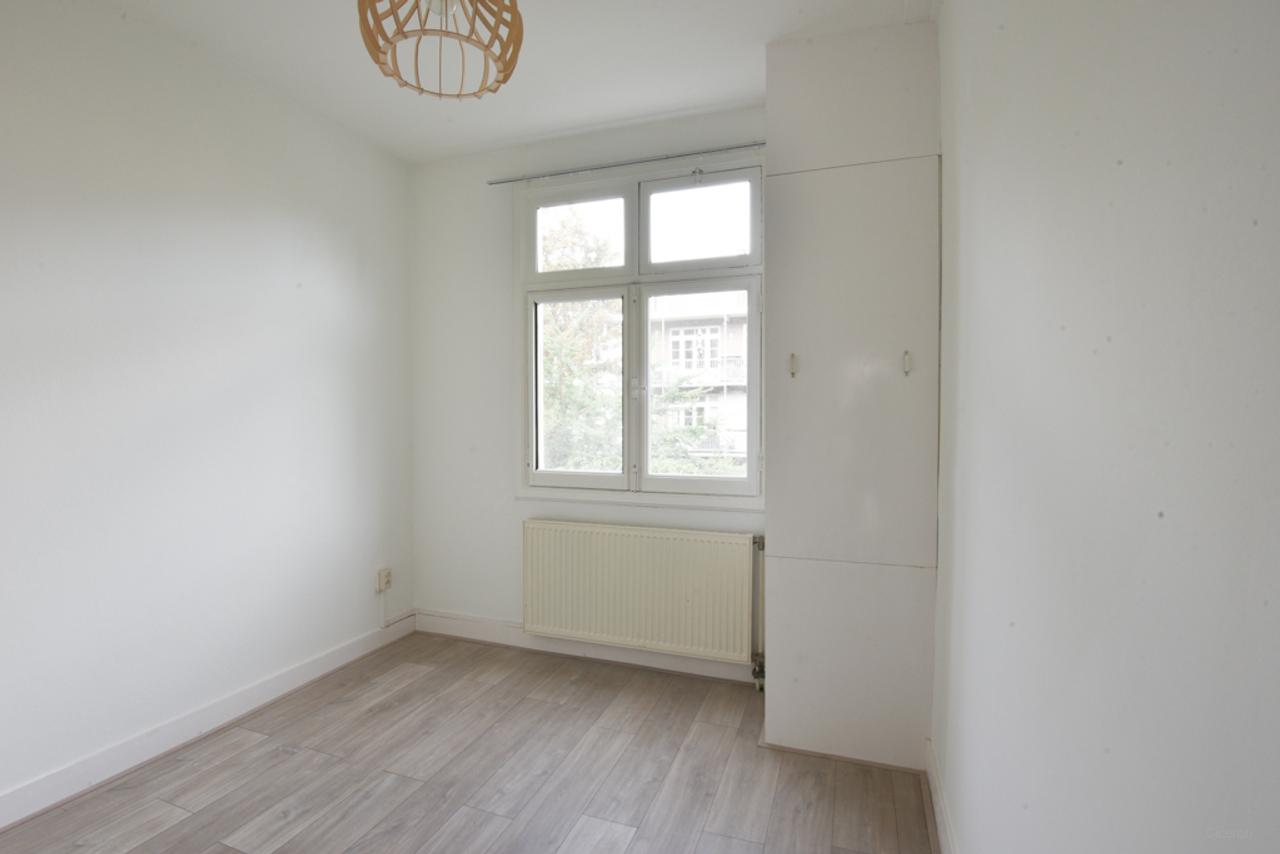 Bright 72 m² apartment in Rivierenbuurt - Image 12