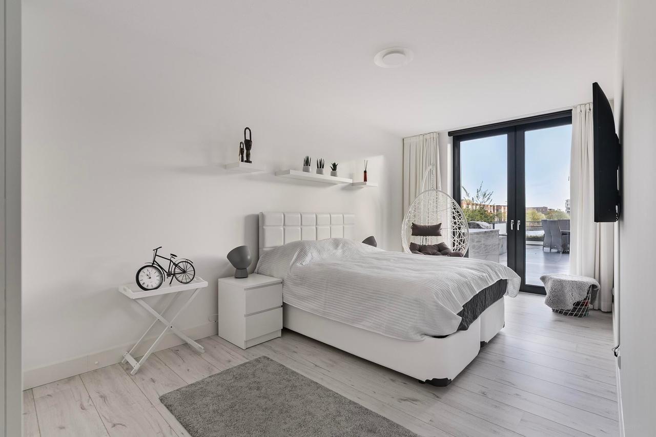 Gemeubileerd 124m² appartement met 135m² terras - Afbeelding 22