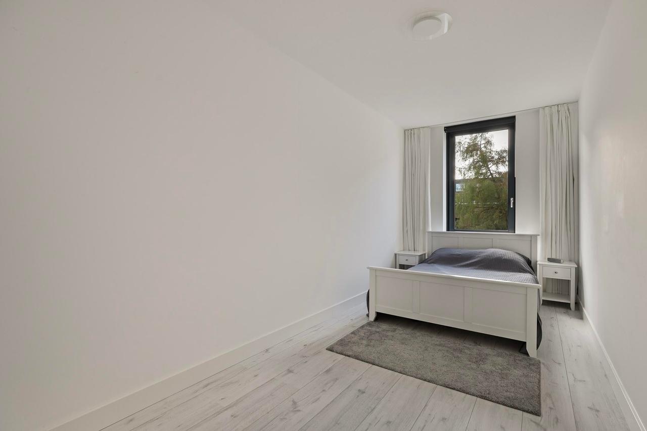 Gemeubileerd 124m² appartement met 135m² terras - Afbeelding 24