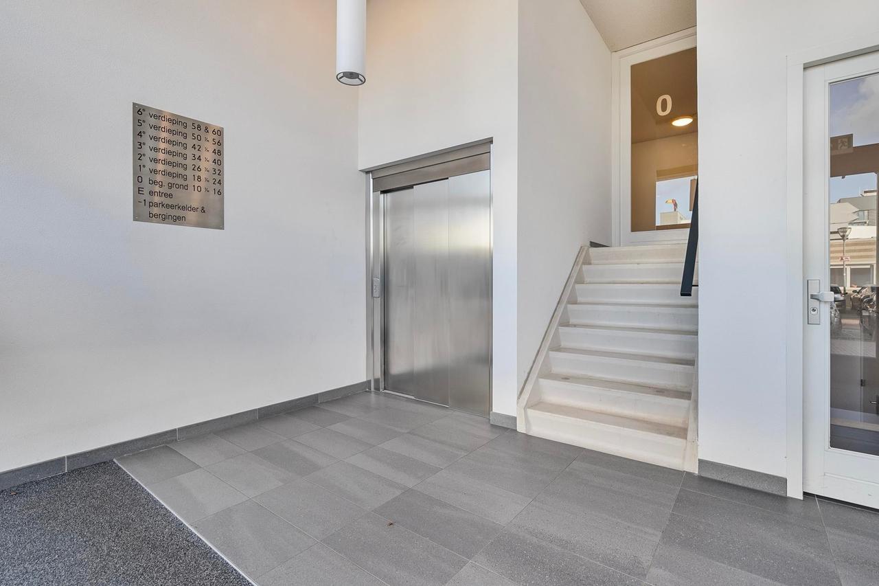 Gemeubileerd 124m² appartement met 135m² terras - Afbeelding 29