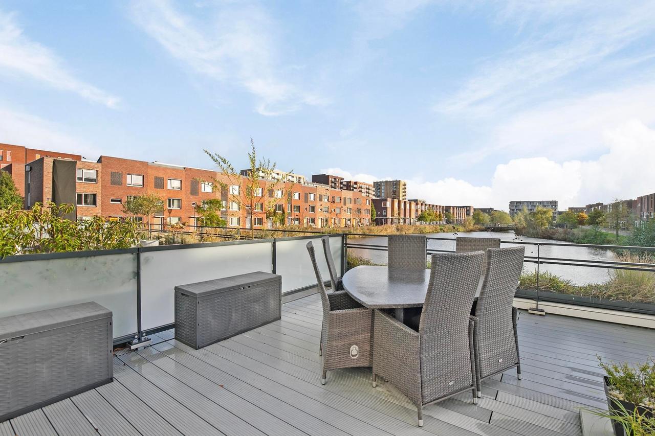 Gemeubileerd 124m² appartement met 135m² terras - Afbeelding 30