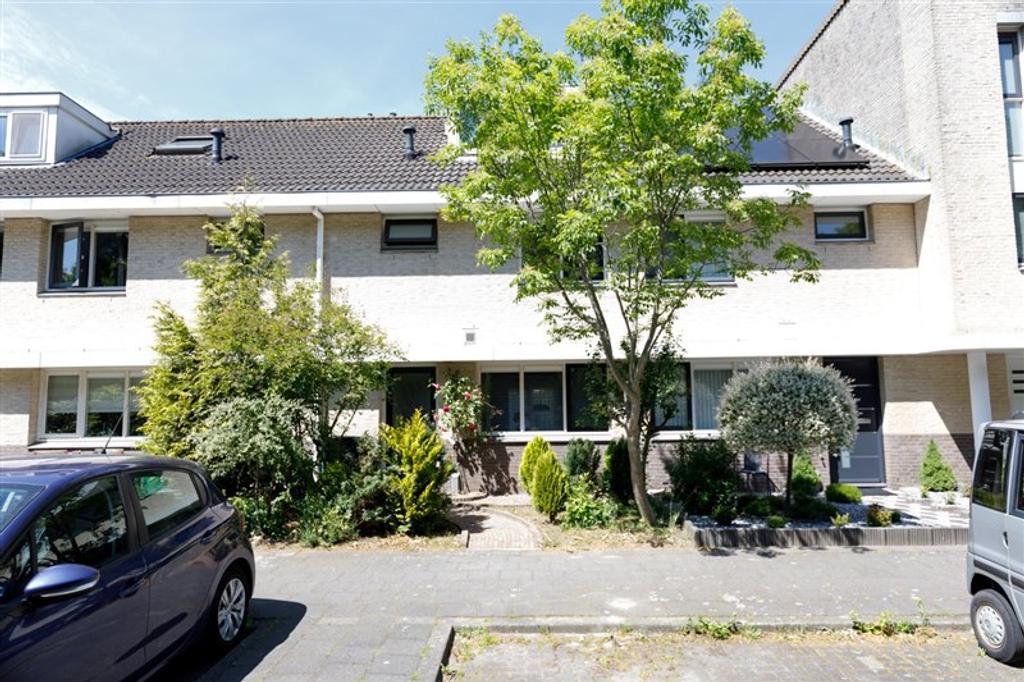 130 m², vier slaapkamers en een tuin - Afbeelding 1