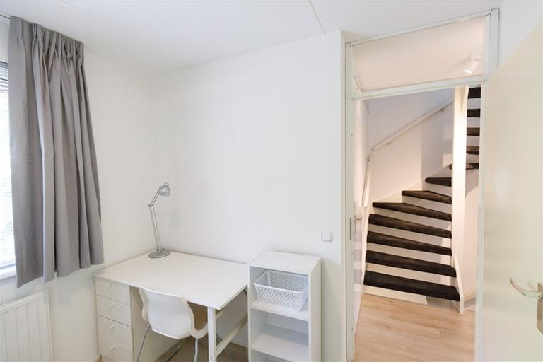 130 m², vier slaapkamers en een tuin - Afbeelding 18