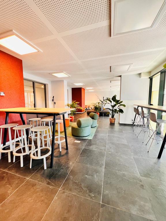 Modern 58m² appartement op de 11e verdieping - Afbeelding 19