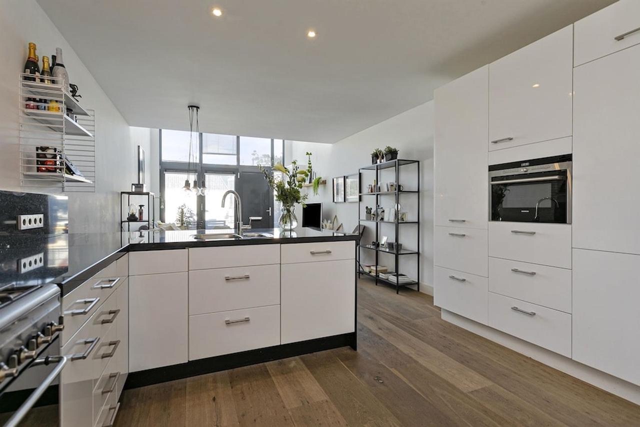 Gemeubileerd 67m² huis aan de Oude Rijn - Afbeelding 6