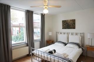 Bright 70 m² apartment with terrace on Groenmarktkade - Image 9