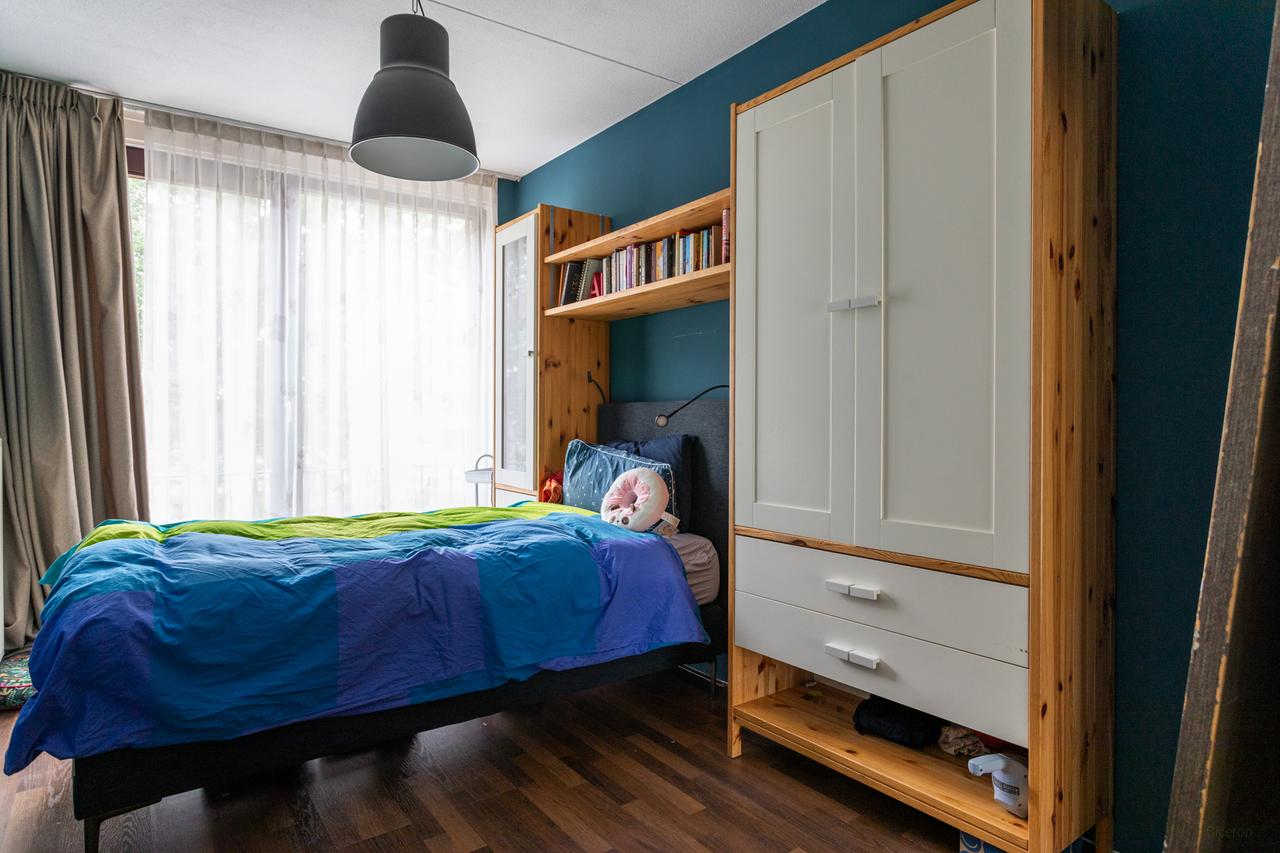 Furnished 165m² apartment with garage in Nootdorp - Image 18