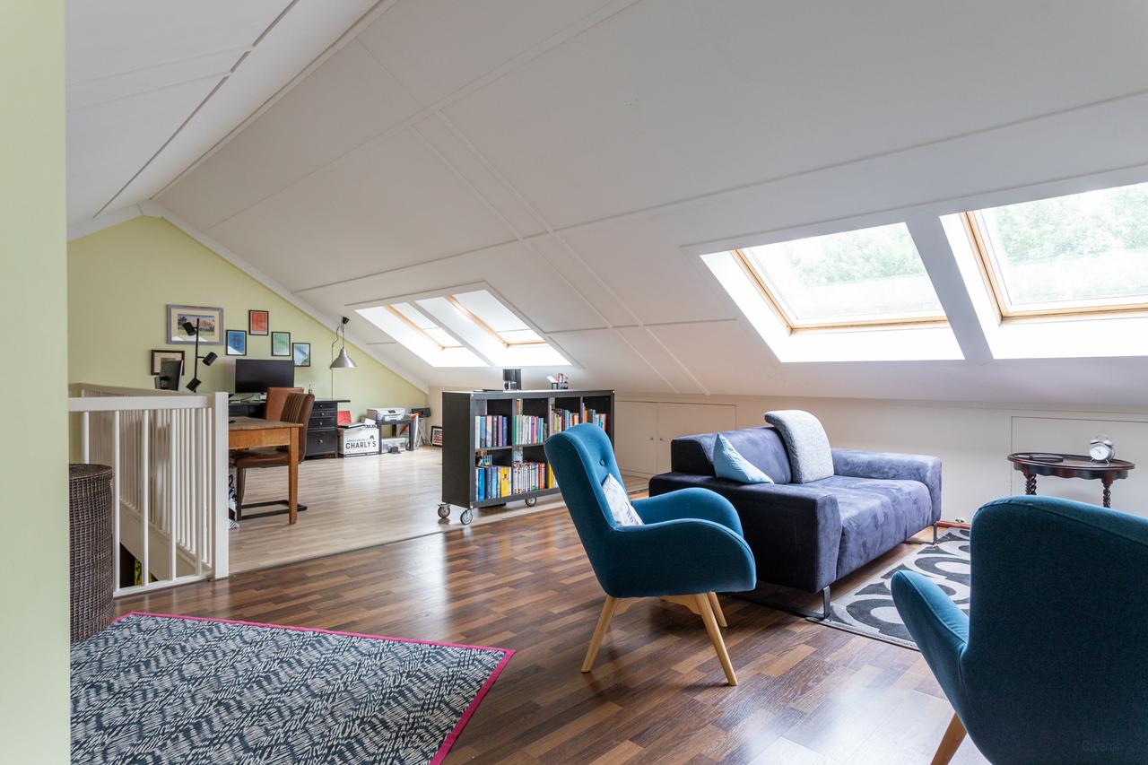Furnished 165m² apartment with garage in Nootdorp - Image 26