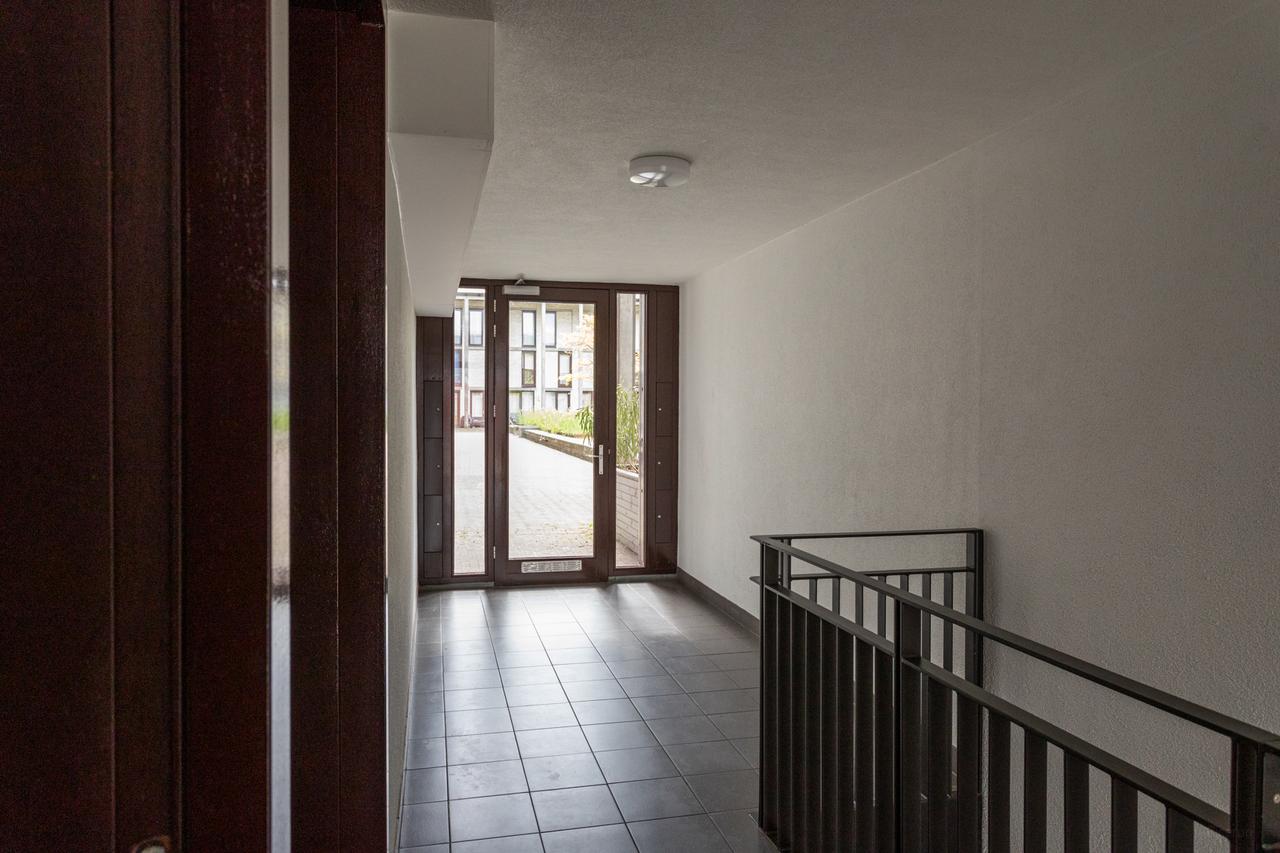Furnished 165m² apartment with garage in Nootdorp - Image 43